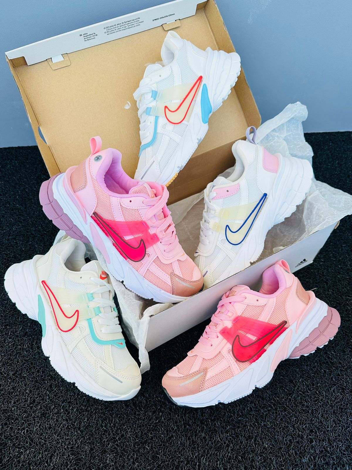 🕷️ DEPORTIVO NIKE ARAÑA – AGARRE MÁXIMO, ESTILO IMBATIBLE 🕷️ Domina las calles con la potencia y el diseño que solo Nike puede ofrecer